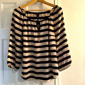 White House black market, size L. Stripe, black and tan beauty.